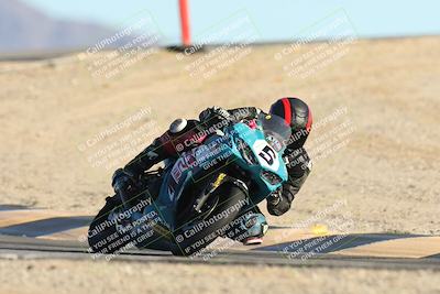 media/Dec-06-2025-CVMA (Sat) [[4a896cc04c]]/Race 9-500-400-350 Supersport/